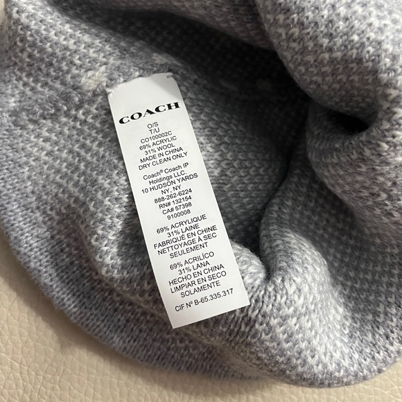 NWT - Coach Adult Signature Logo Knit Cuff Wool Blended Beanie - Picture 3 of 3